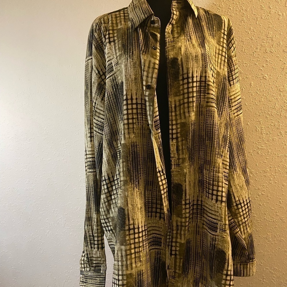 Men’s size 3 XL Bassiri Tan and black button down long sleeve shirt  P1